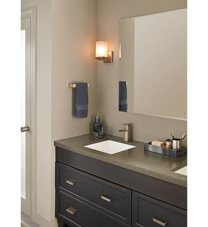 90 Degree - 7" Hand Towel Bar - Aluminum