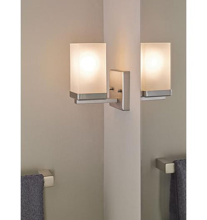 90 Degree - 7" Hand Towel Bar - Aluminum