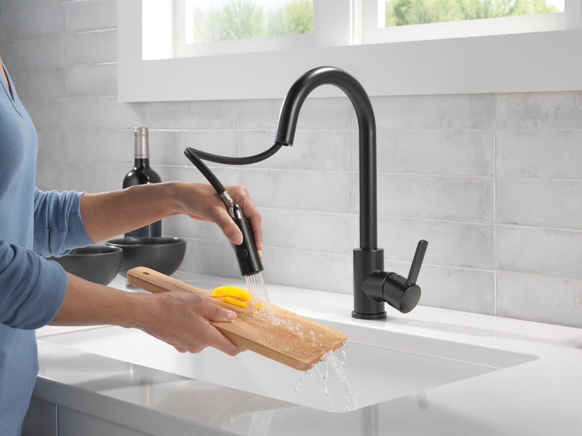 Pull-Down Kitchen Faucet - 1.5 GPM - 8"