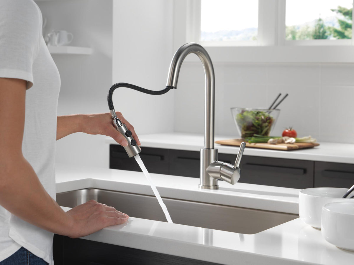 Pull-Down Kitchen Faucet - Stainless - 1.5 GPM