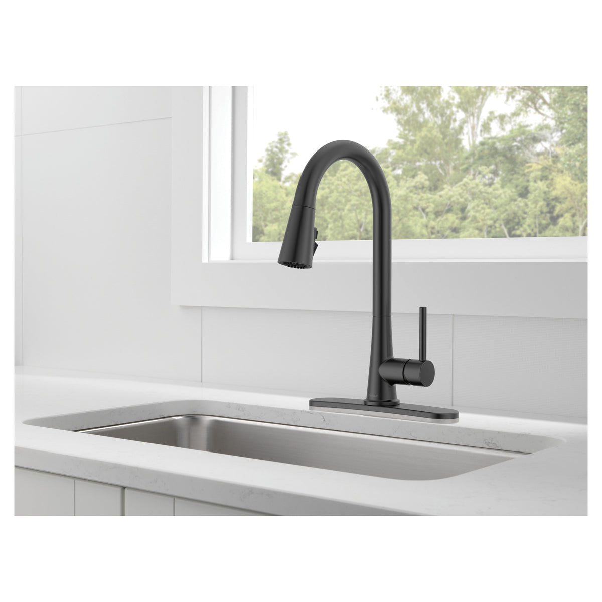 Precept - Pull-Down Kitchen Faucet - Matte Black - 1.5 GPM