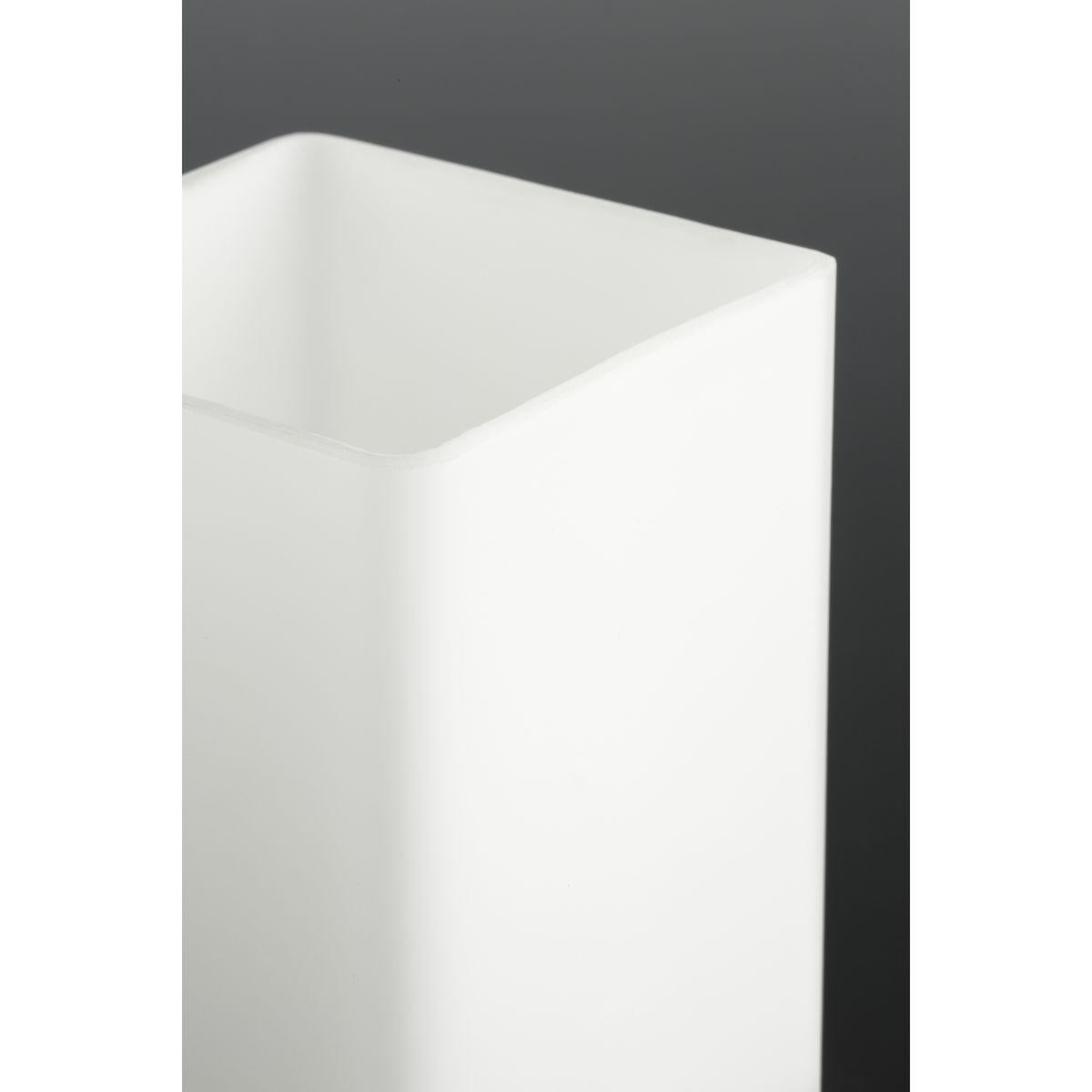 Metric - Modern/Transitional Bath and Vanity Fixture
