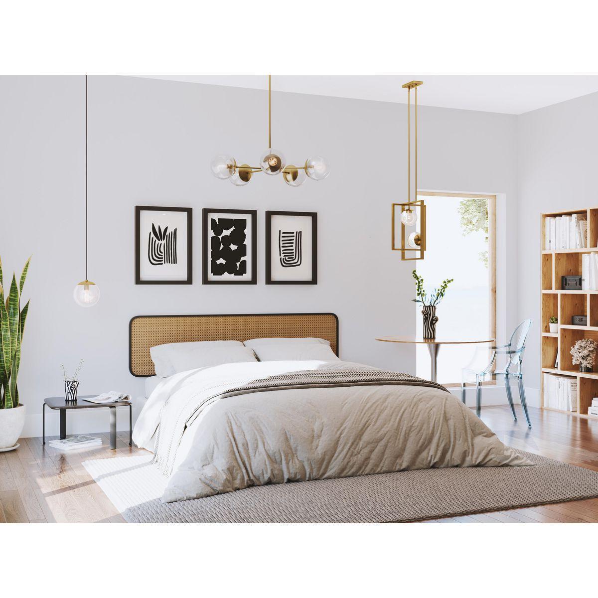 Atwell - Pendant Light - Ceiling/Stem Hung/Swivel - 120 V
