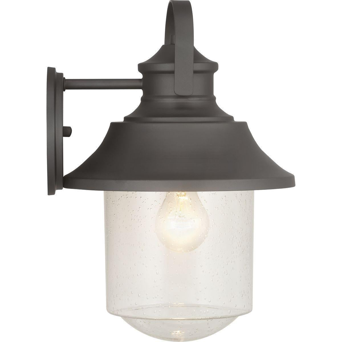 Weldon - Farmhouse Large Transitional Wall Lantern - 120 V