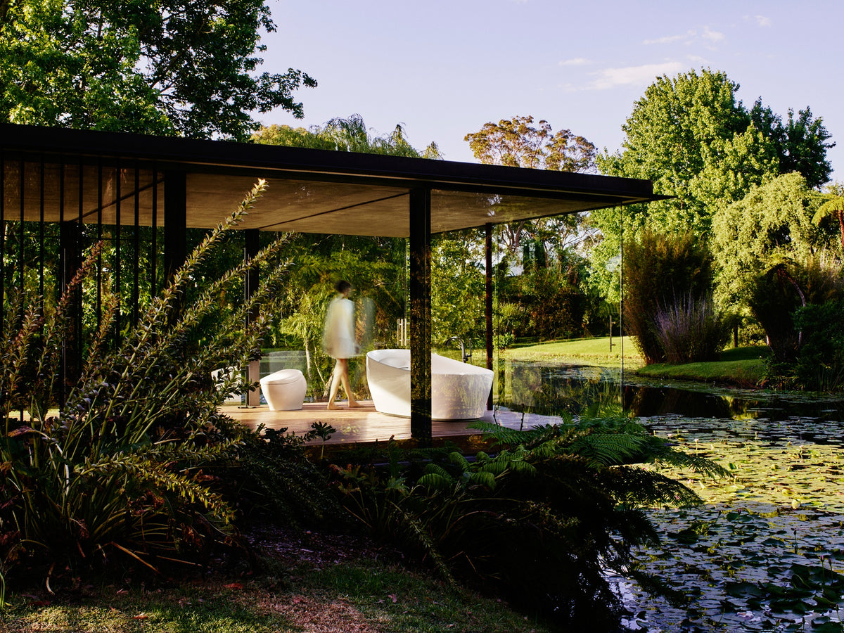 Zero Dimension - Flotation Bathtub - Free-Standing