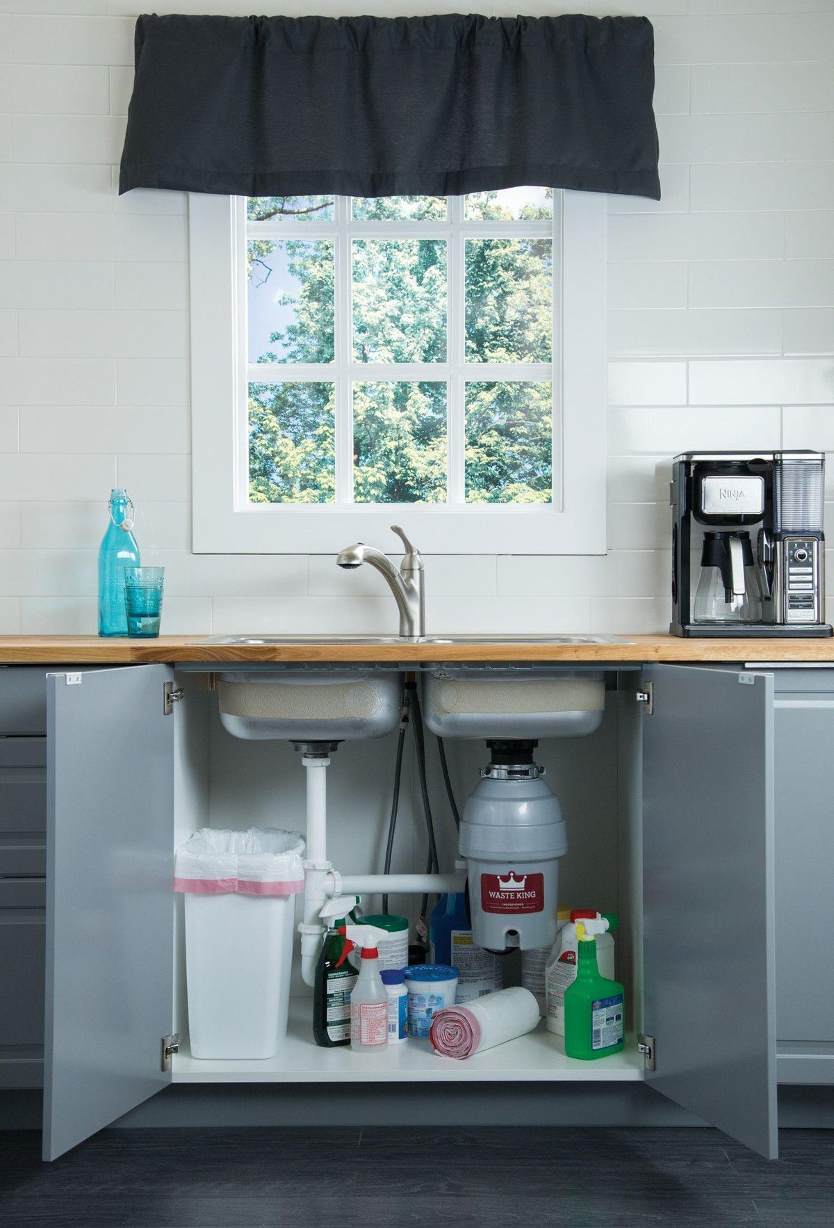 Legend - Continuous Feed Garbage Disposal - 1 HP - Ez-Mount