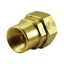 XR3 1/2 STRAIGHT-1/2 FEM NPT